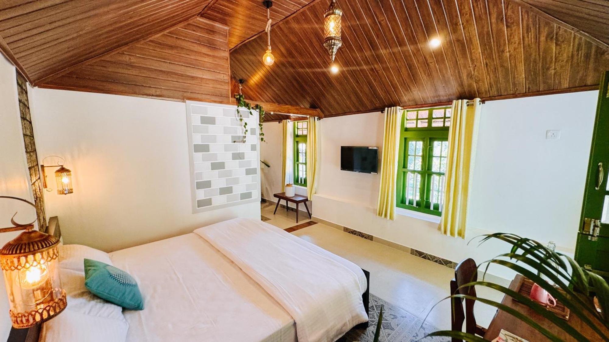 Calm Shack - 2 Bedroom-Boutique Farm Stay ムンナール エクステリア 写真
