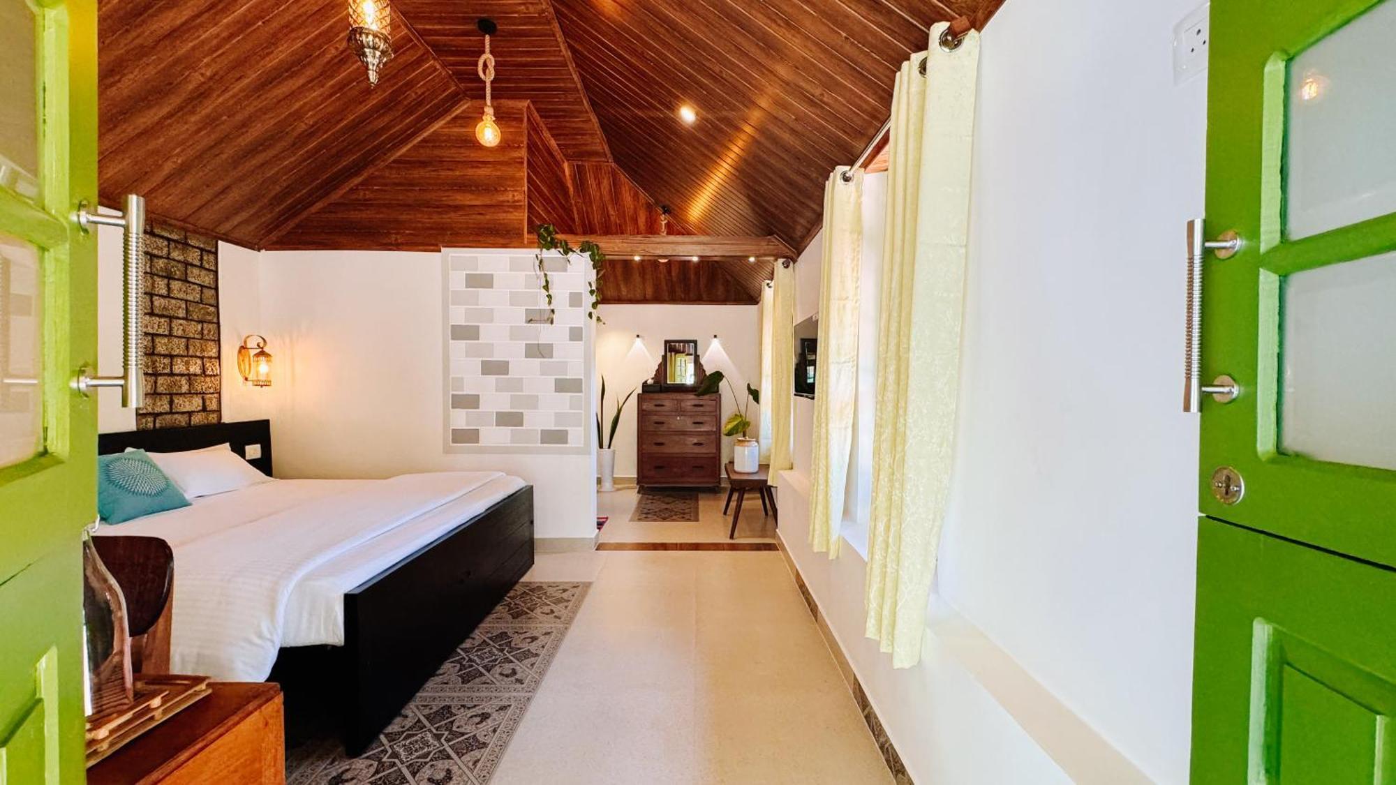 Calm Shack - 2 Bedroom-Boutique Farm Stay ムンナール エクステリア 写真